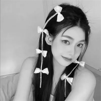 优质黑白系女生头像真人