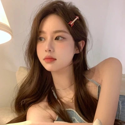 2025最火网红好看的女生头像