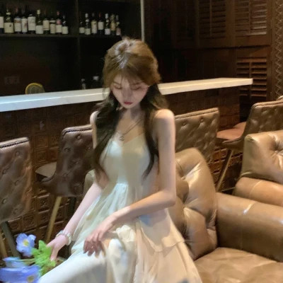 2025最火网红好看的女生头像