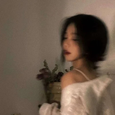 2025最火网红好看的女生头像