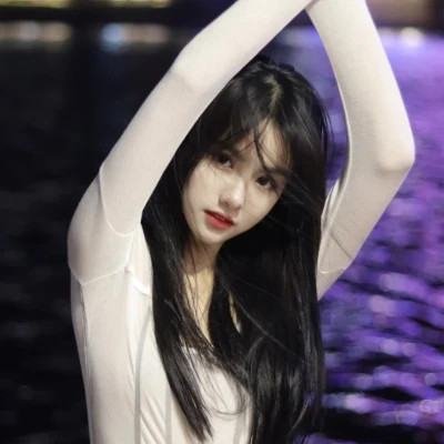 2025最火网红好看的女生头像