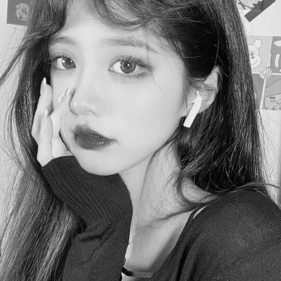 2025高清黑白美女头像