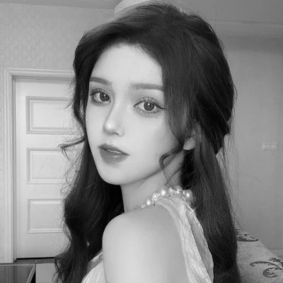 2025高清黑白美女头像