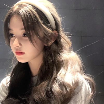 2025超级好看的漂亮女头