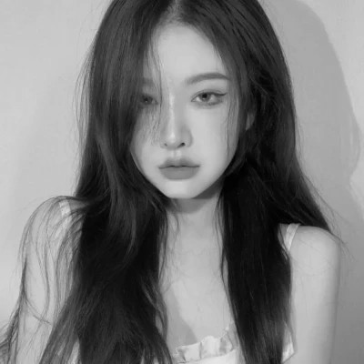 唯美黑白美女头像