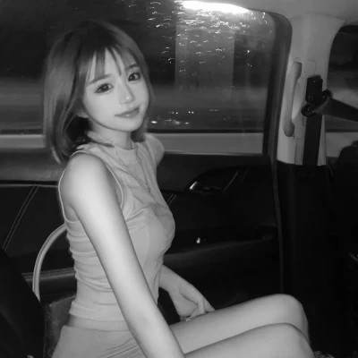 唯美黑白美女头像