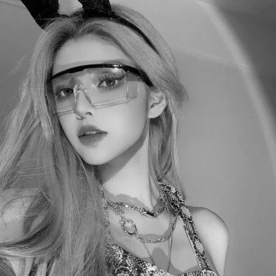 唯美黑白美女头像