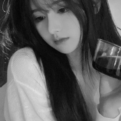 唯美黑白美女头像