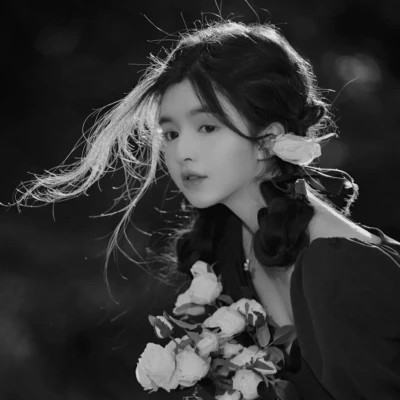 唯美黑白美女头像