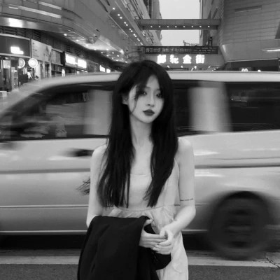 唯美黑白美女头像