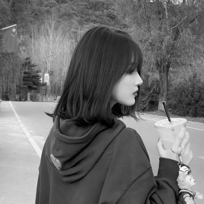 唯美黑白美女头像