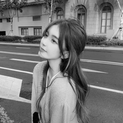 唯美黑白美女头像