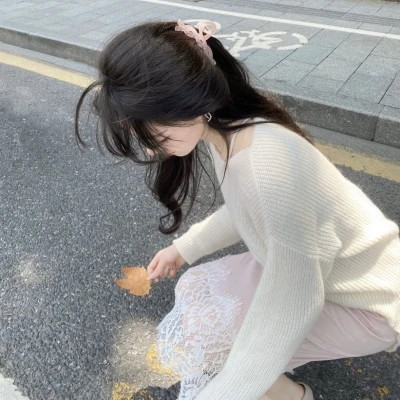 2025漂亮可人的爆款女生头像高级
