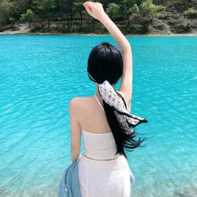 2025漂亮可人的爆款女生头像高级