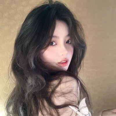 2025漂亮可人的爆款女生头像高级