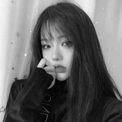 黑白头像美女图片