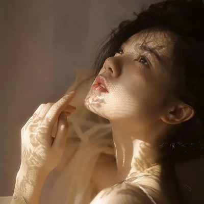 女生高清微信头像图片2025年