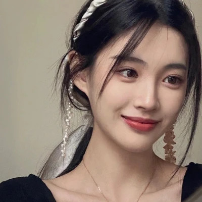 女生高清微信头像图片2025年