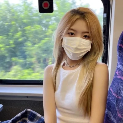 女生高清微信头像图片2025年