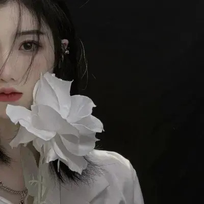 女生高清微信头像图片2025年