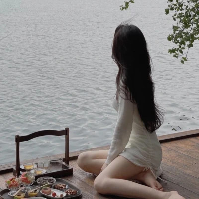 女生高清微信头像图片2025年