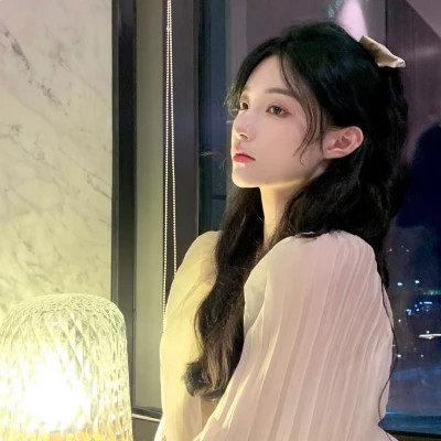 女生高清微信头像图片2025年