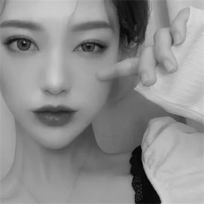 美女头像黑白图片气质