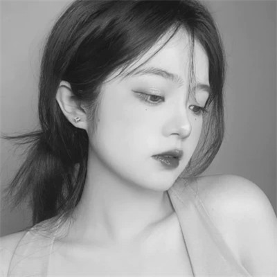 美女头像黑白图片气质