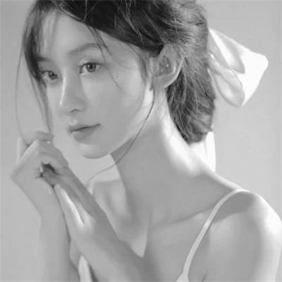 美女头像黑白图片气质