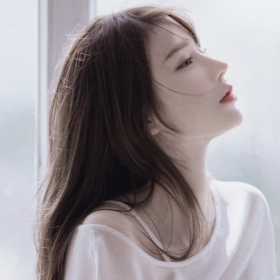 女生头像真人2025最火
