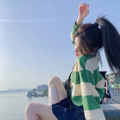 头像2025最火好看女生