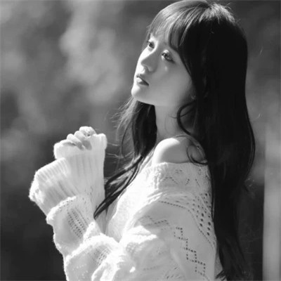 qq头像美女头像黑白