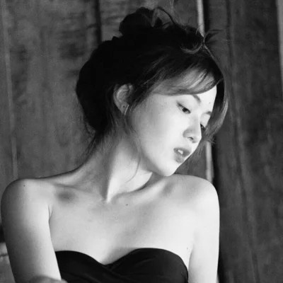 qq头像美女头像黑白