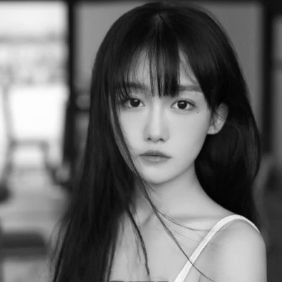 qq头像美女头像黑白