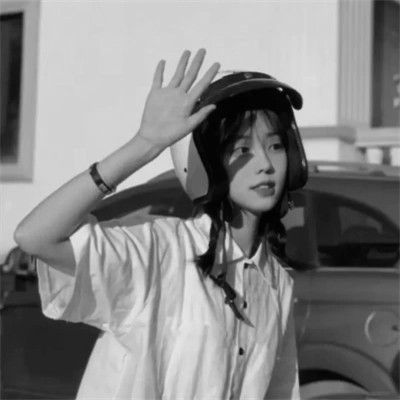 黑白现代美女头像