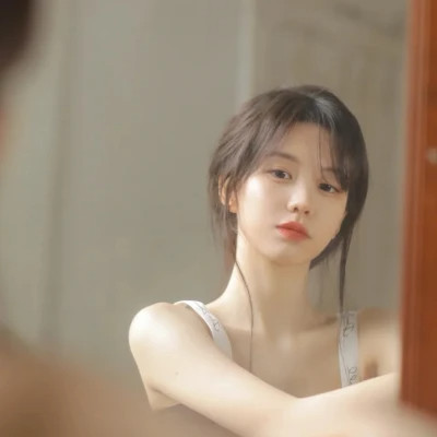 2025高清的耐看女头
