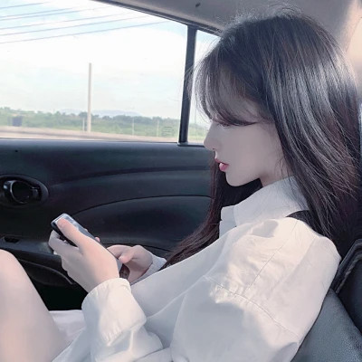 2025新款好看有气质的女生头像