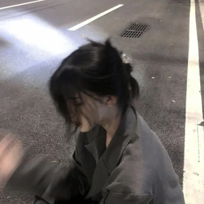2025最新最火好看女生头像
