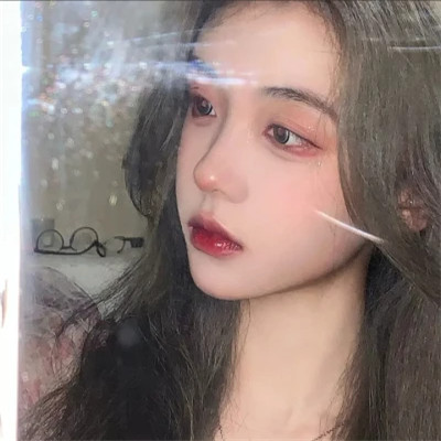 2025最新最火好看女生头像
