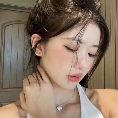 2025最新最火好看女生头像
