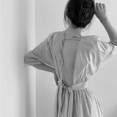 高级感美女头像高清黑白