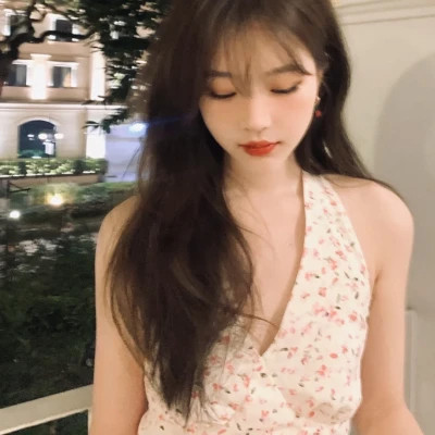 女生的微信头像最火爆2025