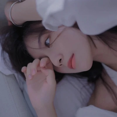 女生的微信头像最火爆2025