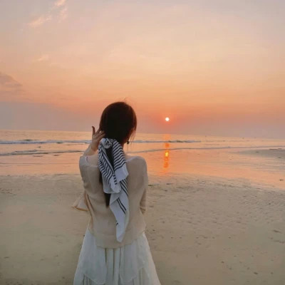 女生的微信头像最火爆2025