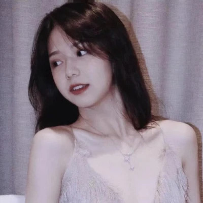 女生的微信头像最火爆2025
