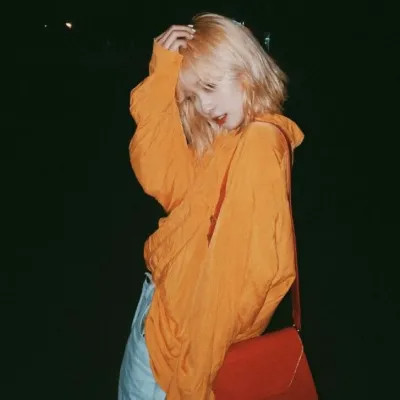 女生的微信头像最火爆2025