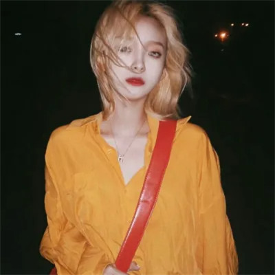女生的微信头像最火爆2025