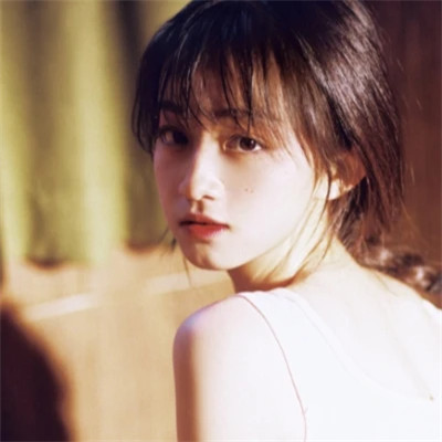 女生的微信头像最火爆2025