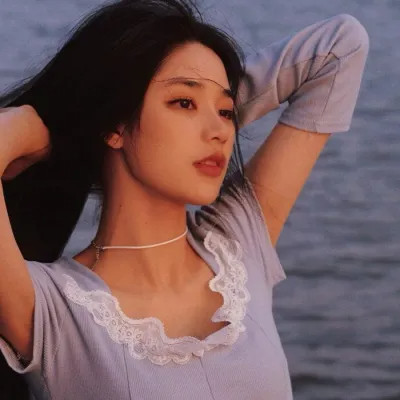 女生的微信头像最火爆2025