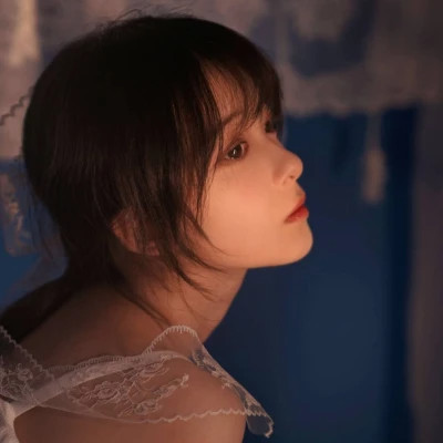 女生的微信头像最火爆2025